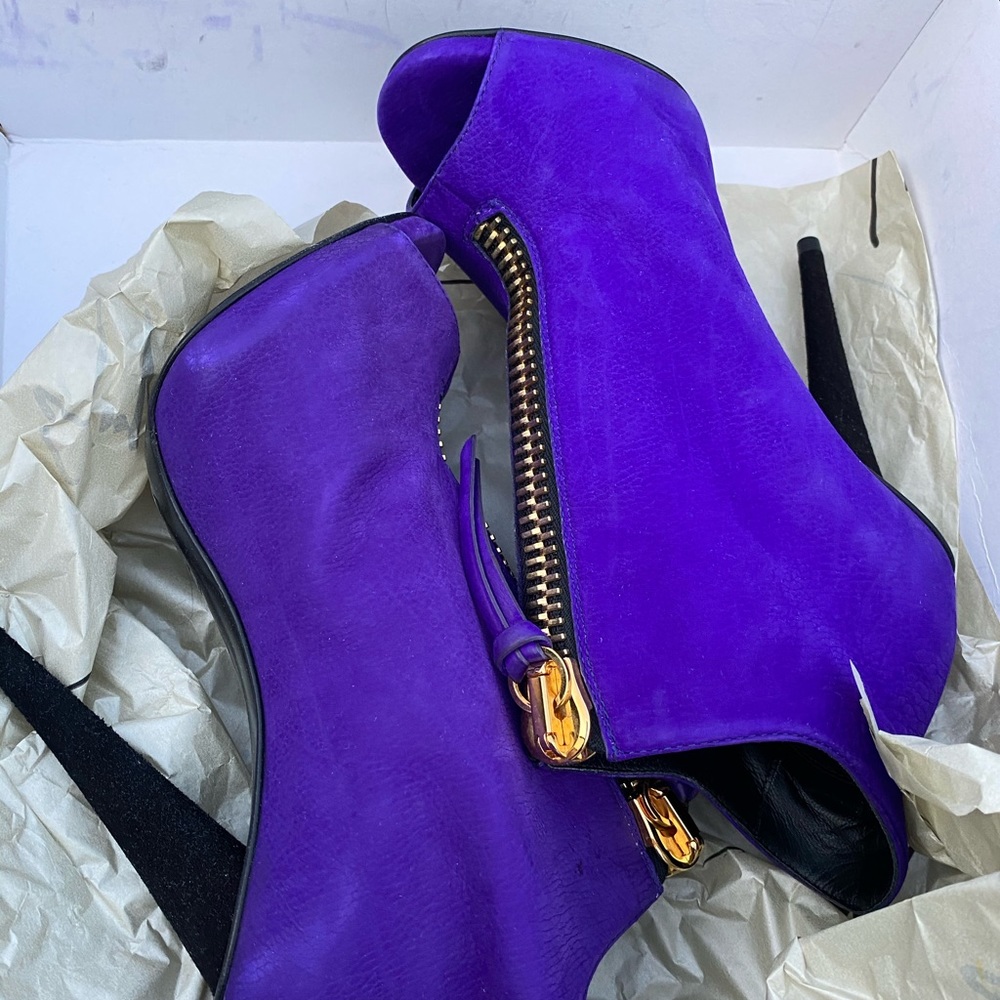 Booties w zipper